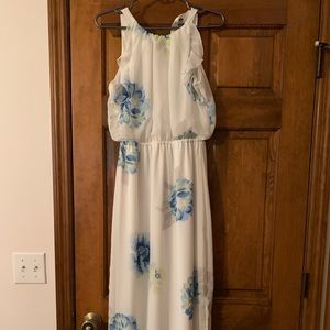 White Old Navy Maxi Dress